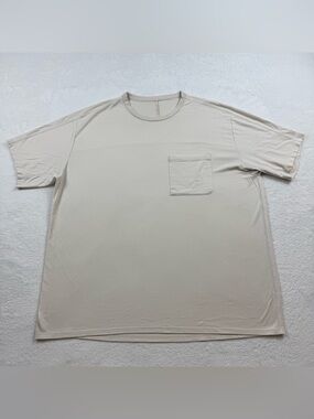 Lululemon pocket t-shirt men’s size xxl beige casual fit stretch active pullover